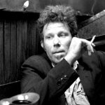 Tom Waits, un perdedor de voz aguardentosa