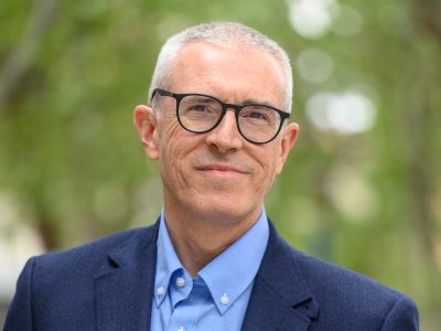 Las arcadias infelices de Emilio Lara